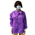 EPA trabajan el laboratorio seguro del ESD del desgaste cubren con púrpura de las presillas