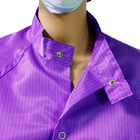 EPA trabajan el laboratorio seguro del ESD del desgaste cubren con púrpura de las presillas