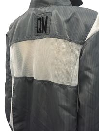 La chaqueta estática anti y los pantalones del poliéster seguro de la ropa del ESD del recinto limpio clasifican 1000 - 10000