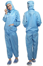 La chaqueta estática anti y los pantalones del poliéster seguro de la ropa del ESD del recinto limpio clasifican 1000 - 10000