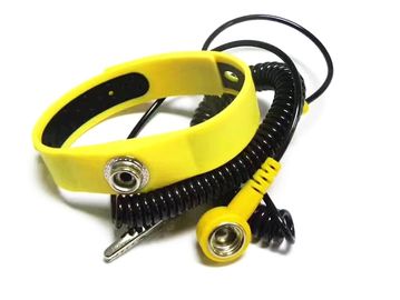 Amarillo azul rosado de la pulsera del silicio de la bobina del cordón del diámetro 2.5m m de la púrpura estática anti de la longitud los 2.4m