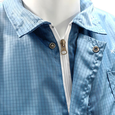 Camisa antistatista ESD de sala limpia con una cremallera de rebanada de malla blanca en la espalda Camisa de laboratorio antistatista