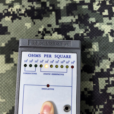 Tejido de punto de malla de diamante de alto rendimiento ESD con estampado de camuflaje – 87% poliéster + 13% fibra de carbono