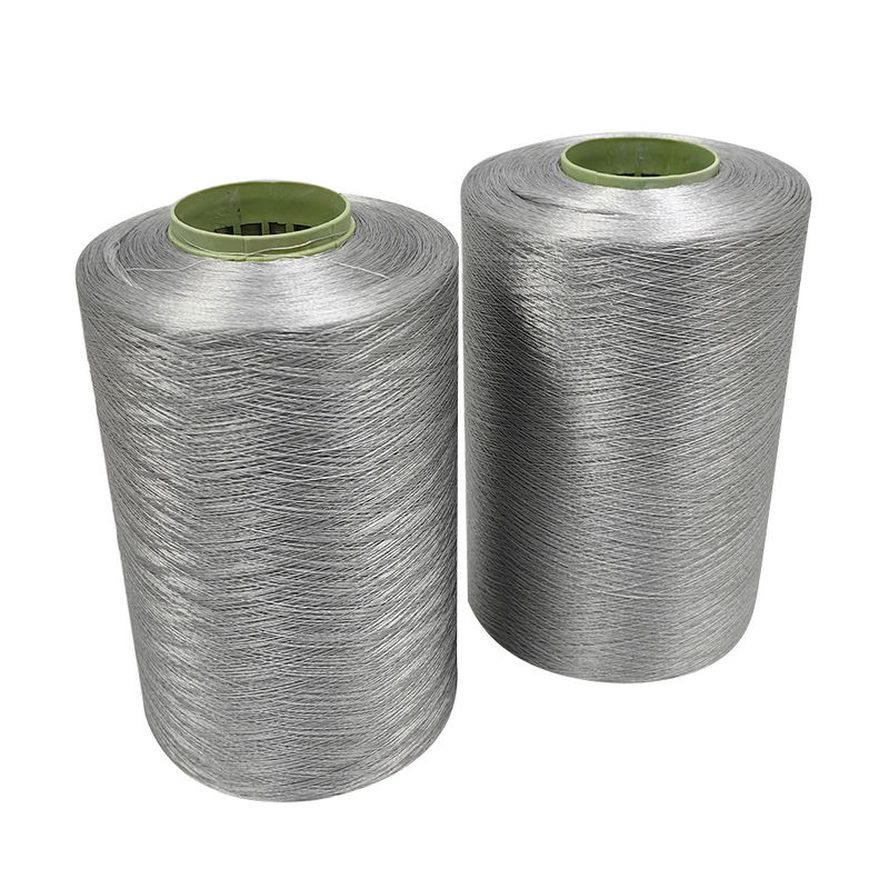 150D/2 hilo de costura conductor gris para prendas de vestir antiestáticas para fabricar poliéster de fibra de carbono hilo de fibra conductora larga